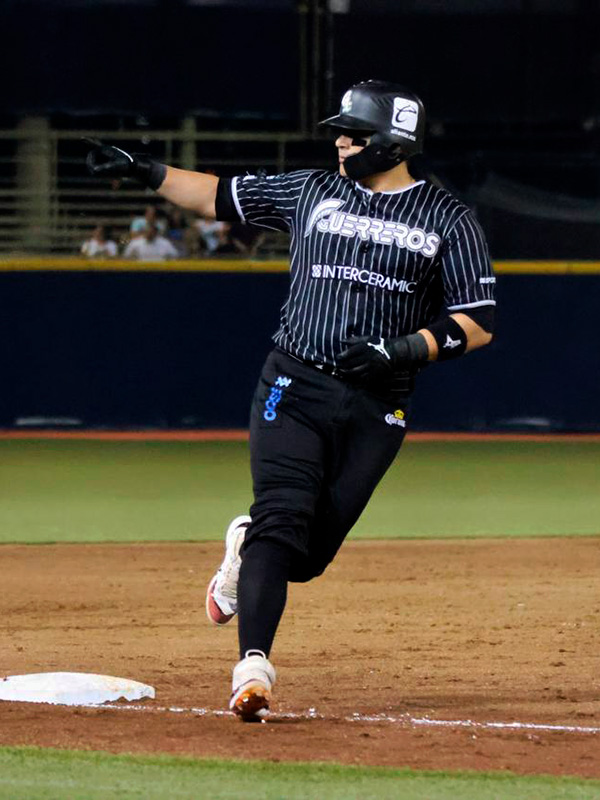 Andre Scrubb - Pitcher - Guerreros de Oaxaca Béisbol Club